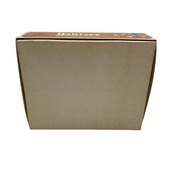 Vintage 1978 Milton Bradley Yahtzee Game Complete with Scorecard EUC - Picture 3 of 8